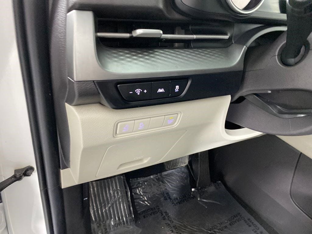 2022 Kia Carnival LXS