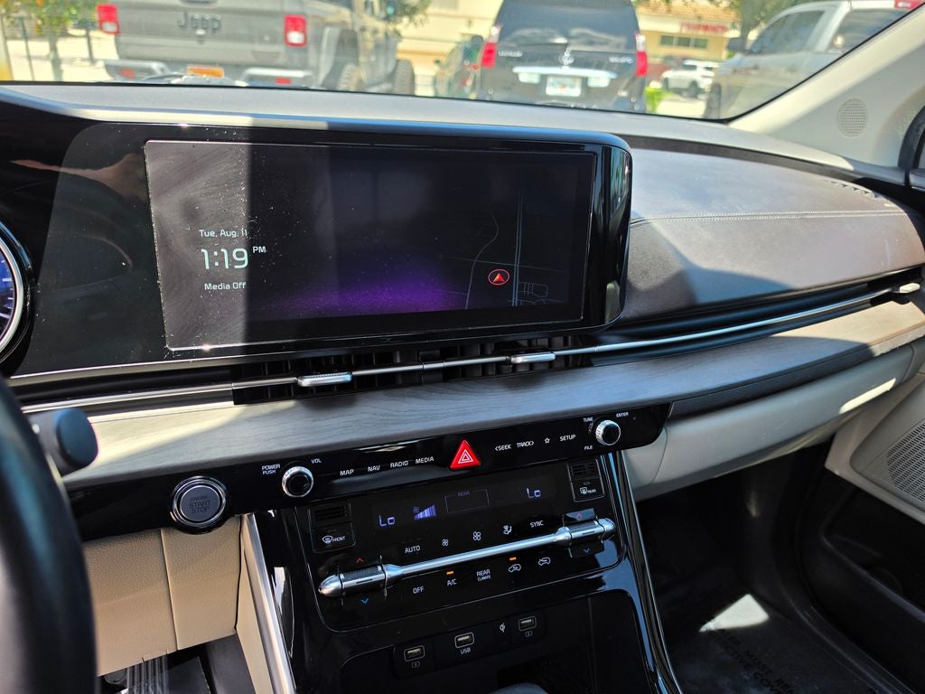 2023 Kia Carnival EX