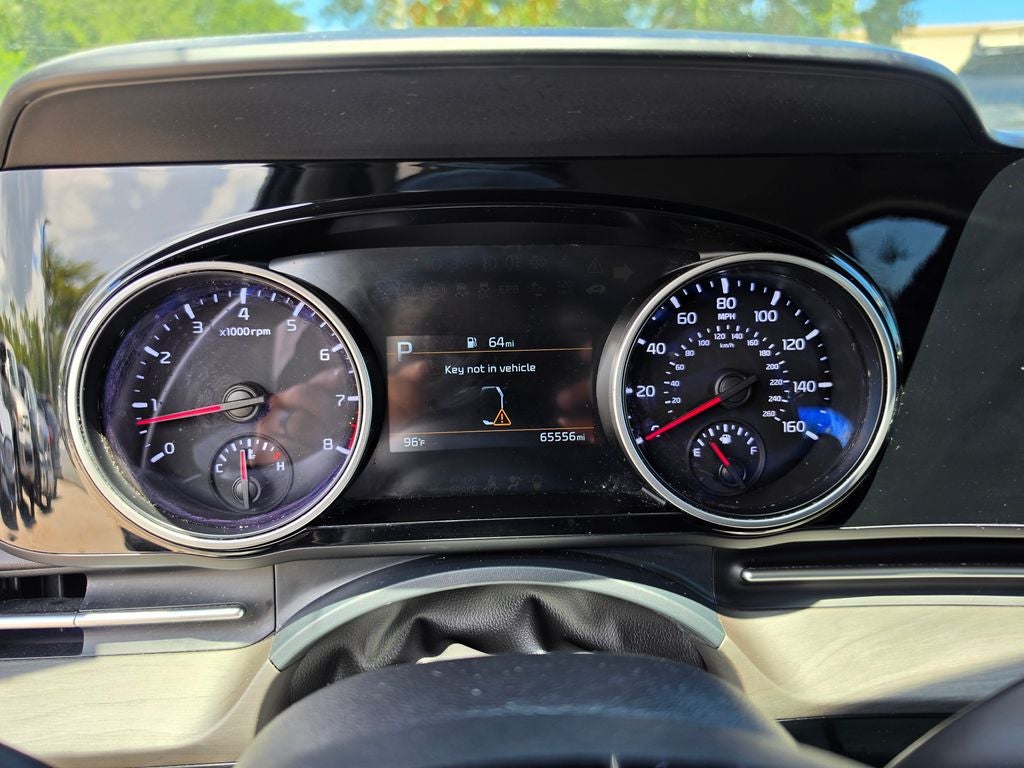 2023 Kia Carnival EX