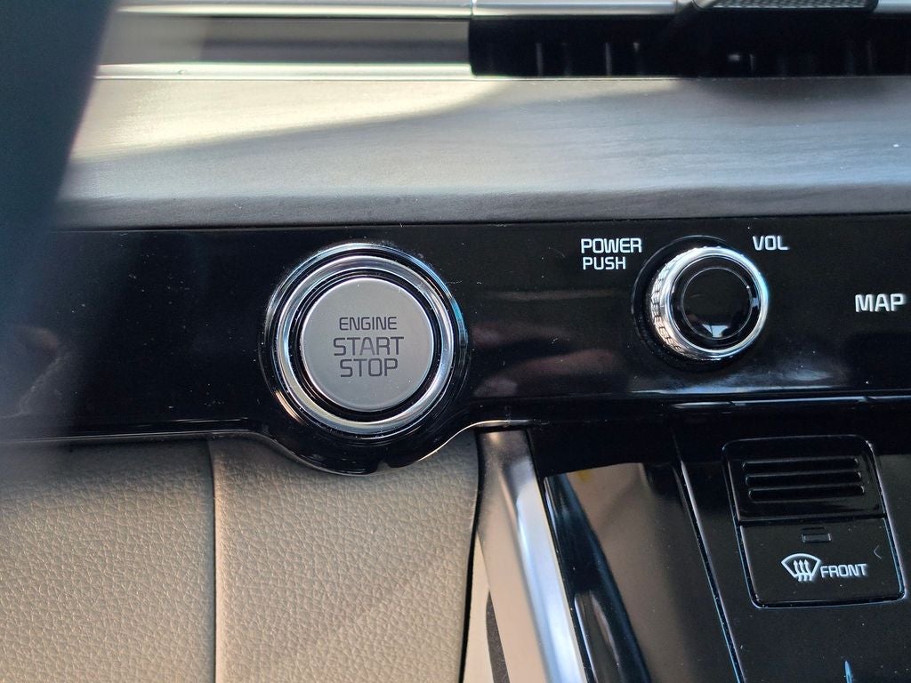 2023 Kia Carnival EX