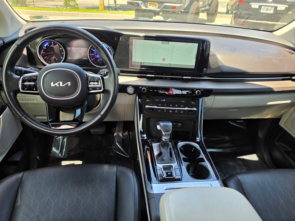 2023 Kia Carnival EX
