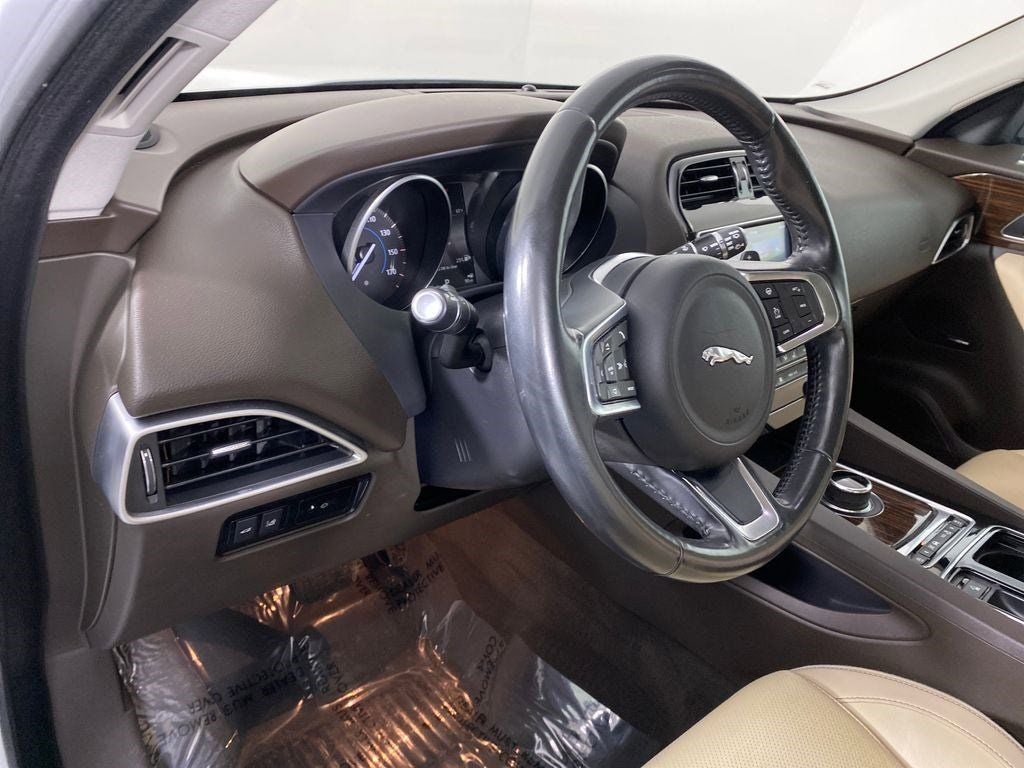2018 Jaguar F-PACE 25t Prestige