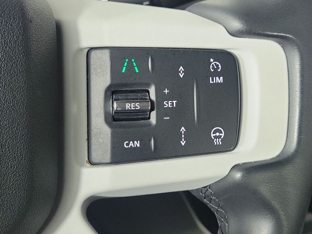 2025 Land Rover Defender 110 S