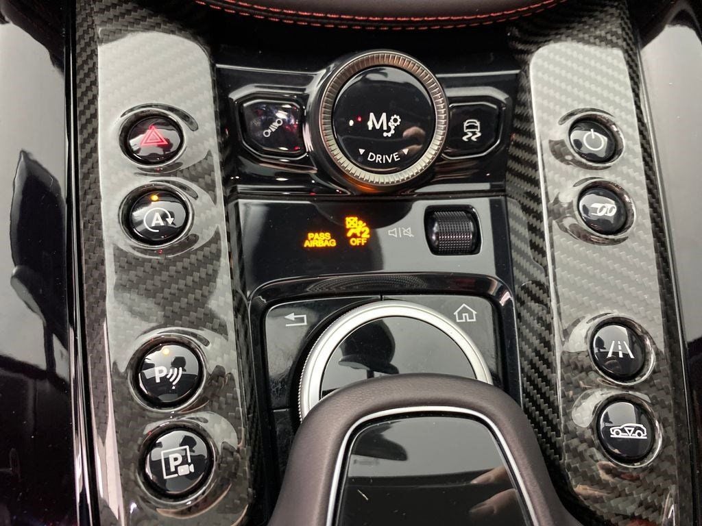 2024 Aston Martin DBX 707