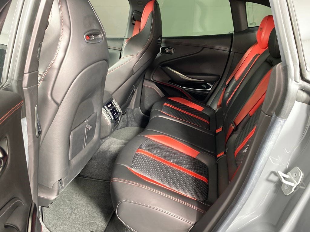 2024 Aston Martin DBX 707