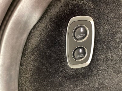 2024 Aston Martin DBX 707