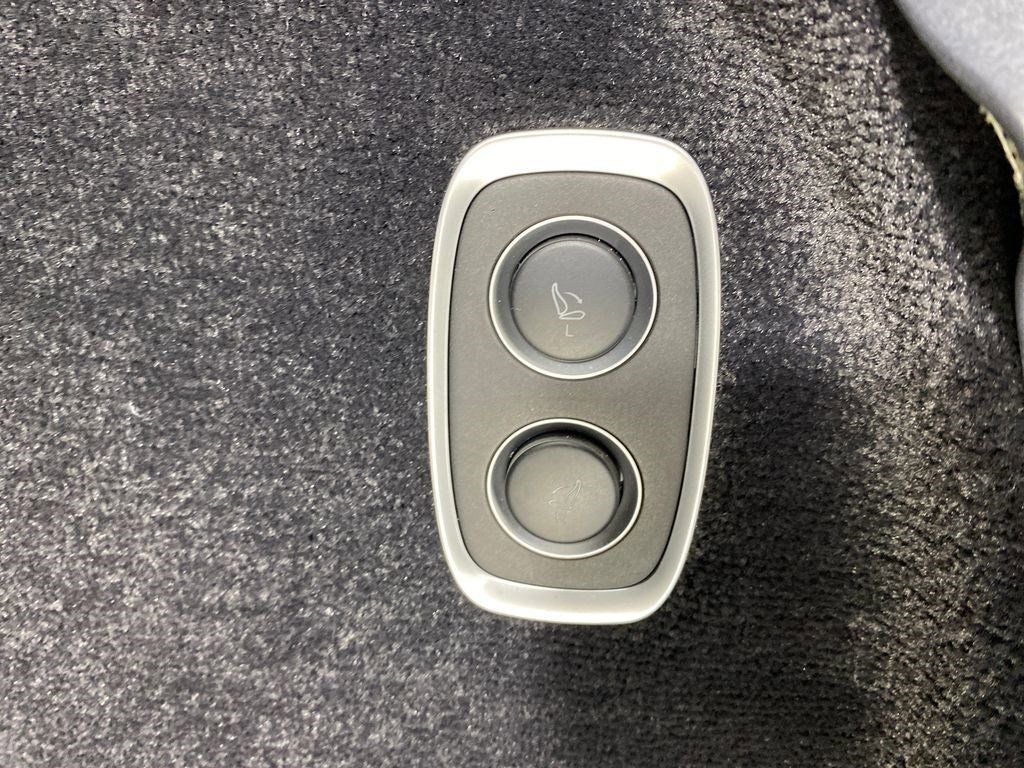 2024 Aston Martin DBX 707