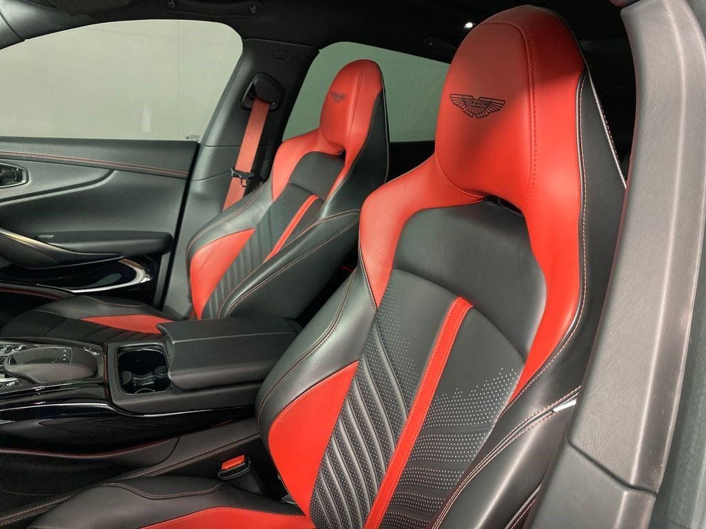 2024 Aston Martin DBX 707