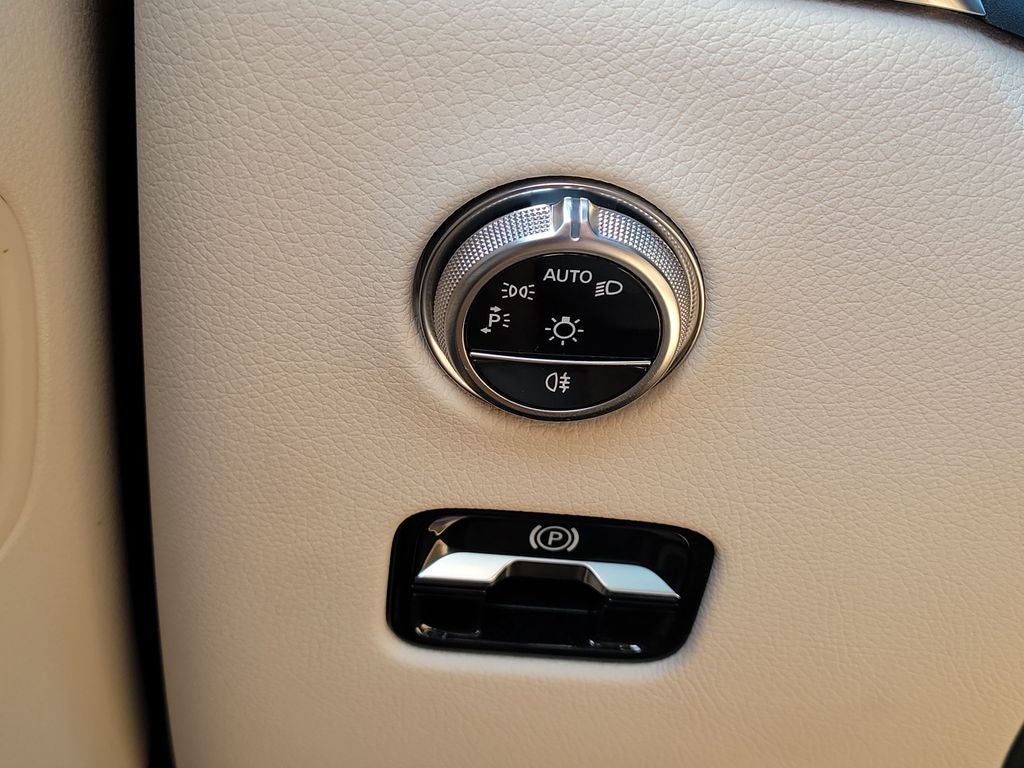 2024 Mercedes-Benz GLC GLC 300