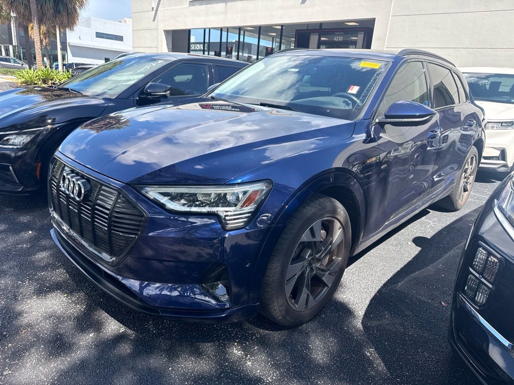 2021 Audi e-tron Premium quattro