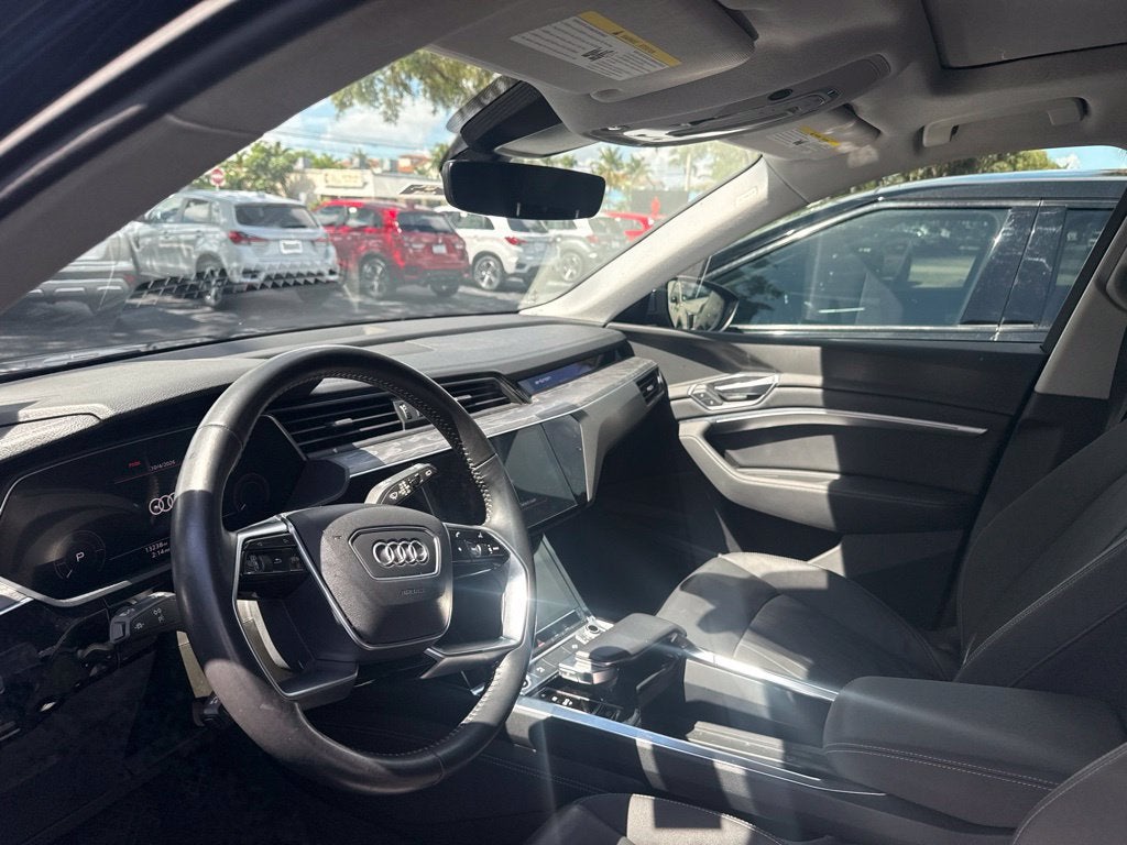2021 Audi e-tron Premium quattro