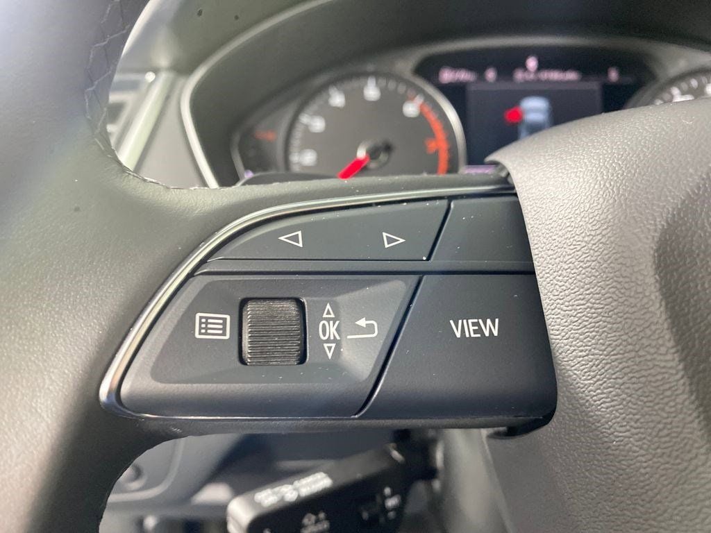 2024 Audi Q5 40 Premium quattro