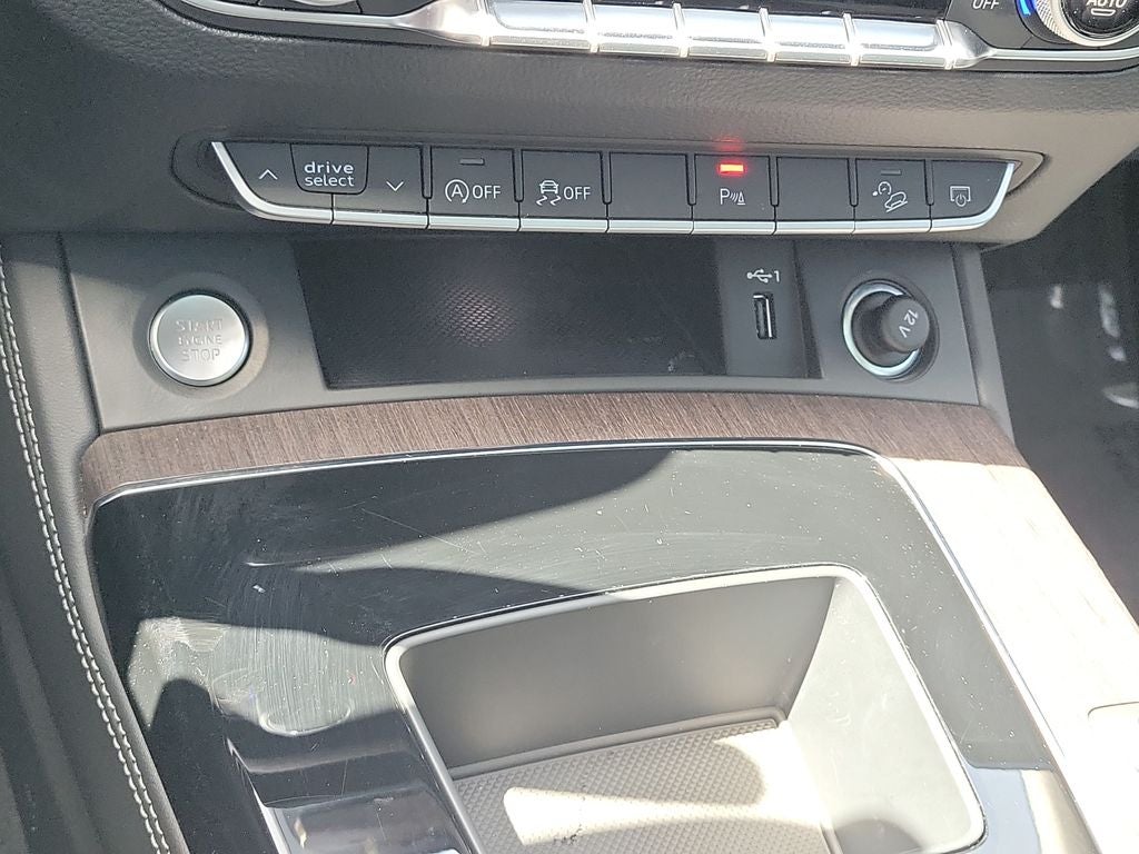 2022 Audi Q5 45 S line Premium quattro