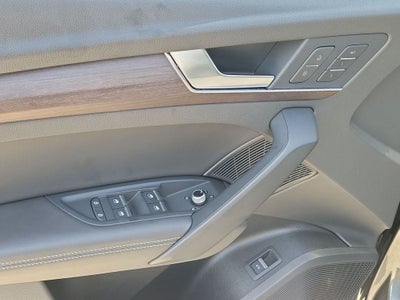 2022 Audi Q5 45 S line Premium quattro