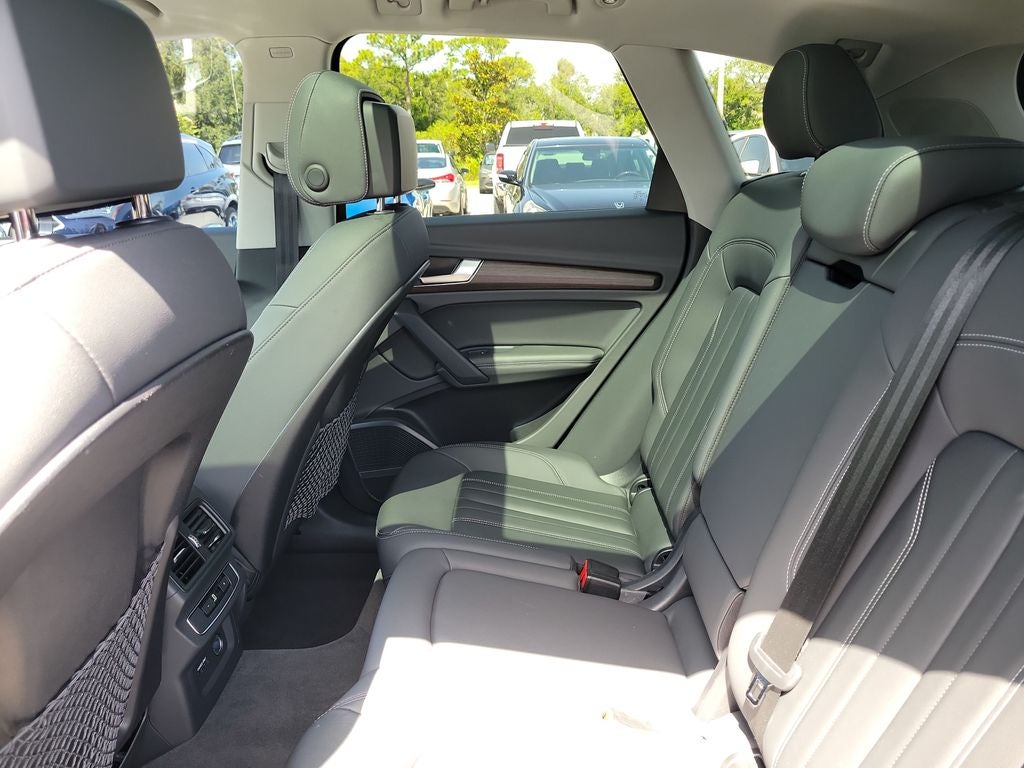2022 Audi Q5 45 S line Premium quattro