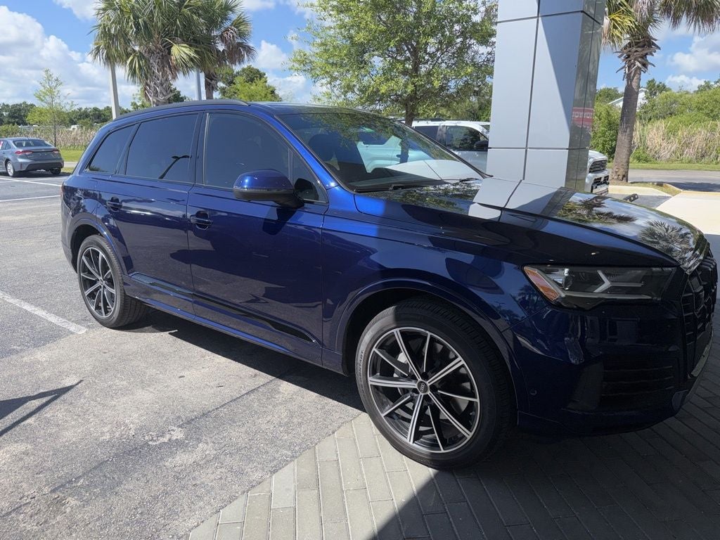 2022 Audi Q7 55 Premium Plus quattro
