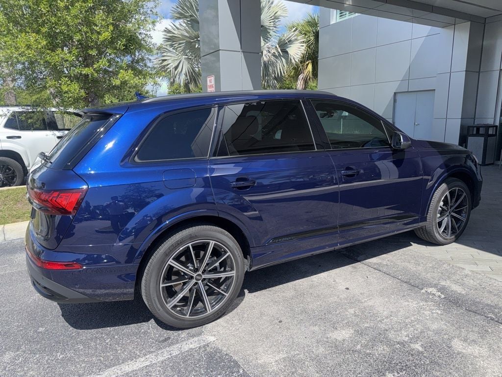 2022 Audi Q7 55 Premium Plus quattro