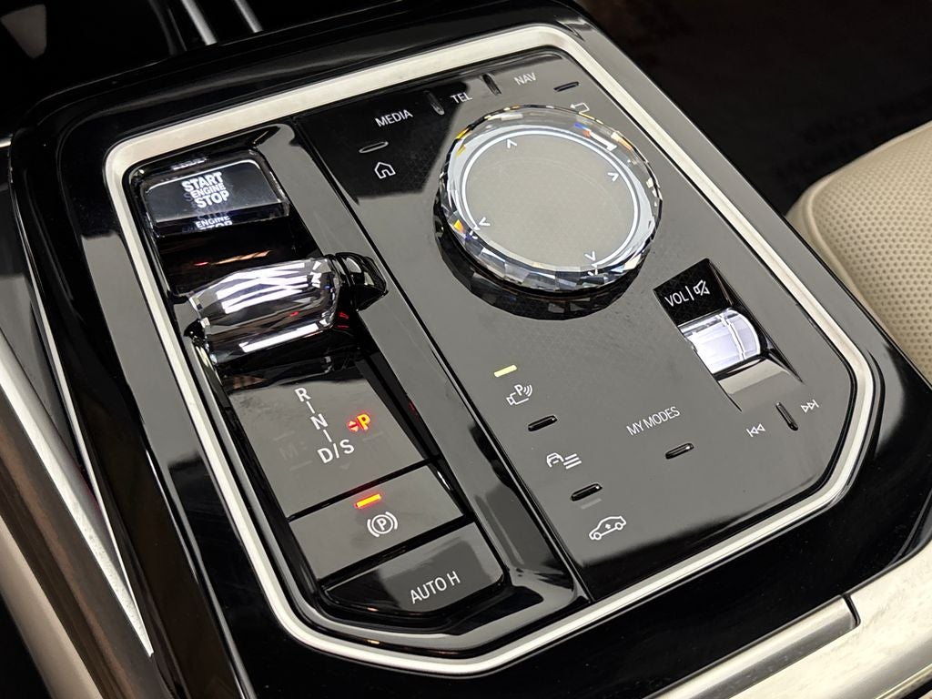 2024 BMW 7 Series 760i xDrive