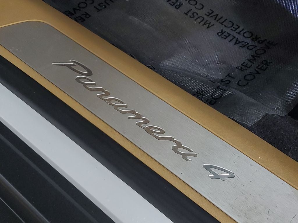 2021 Porsche Panamera 4