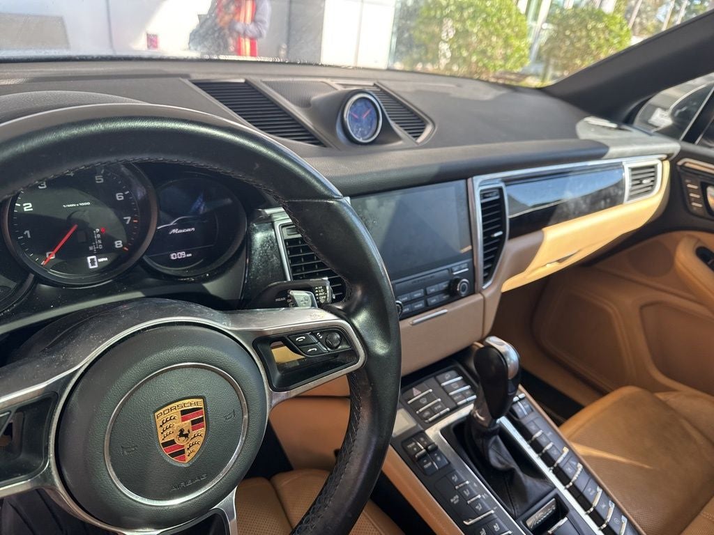 2018 Porsche Macan Base