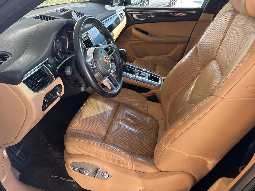 2018 Porsche Macan Base