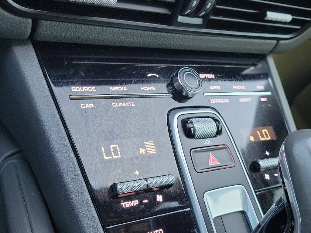 2019 Porsche Cayenne Base