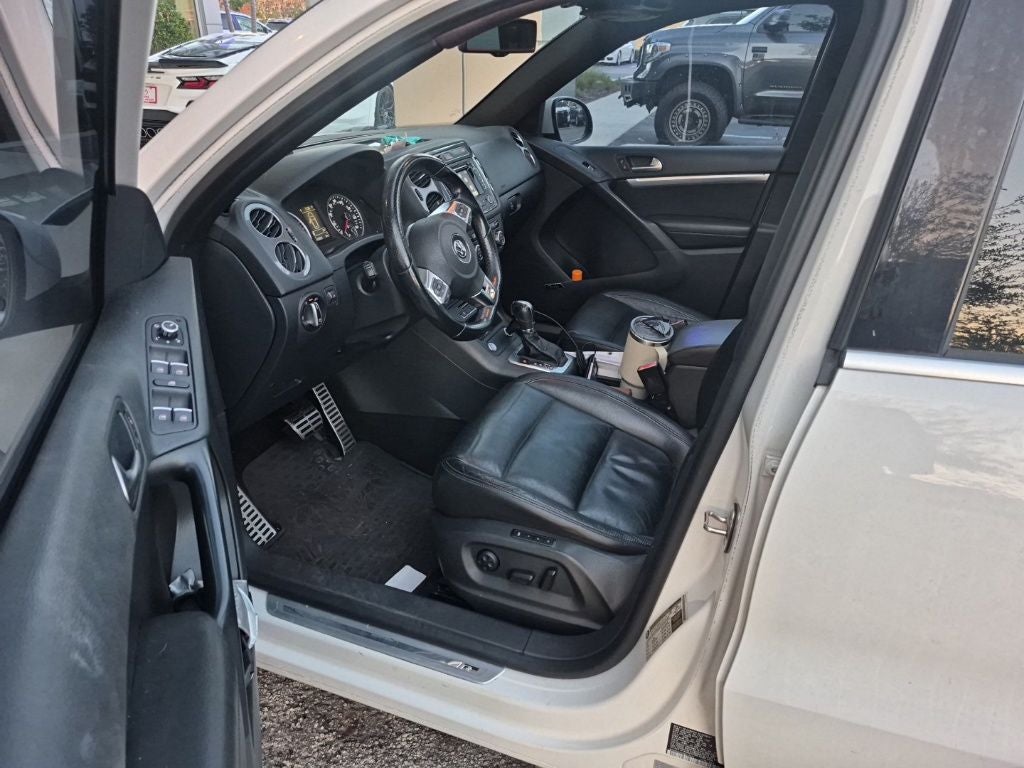 2014 Volkswagen Tiguan R-Line