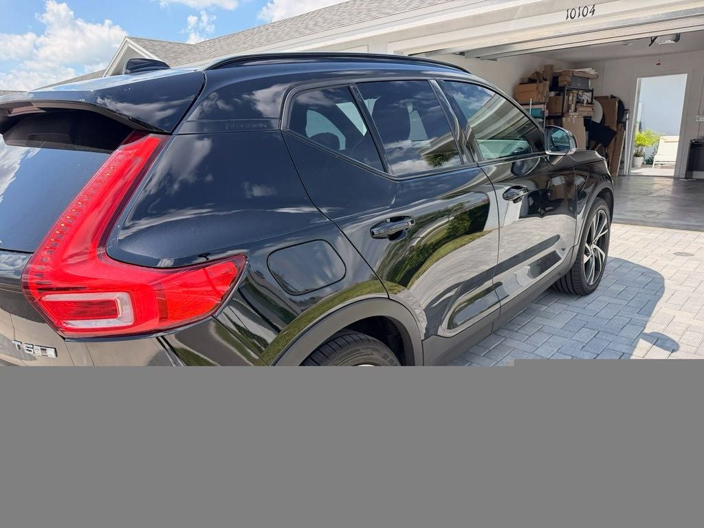 2019 Volvo XC40 R-Design