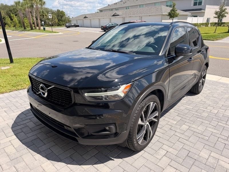 2019 Volvo XC40 R-Design