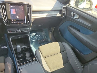 2023 Volvo C40 Recharge Pure Electric Twin Plus