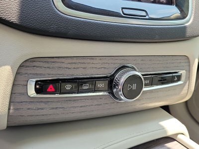 2024 Volvo XC90 Recharge Plug-In Hybrid Ultimate