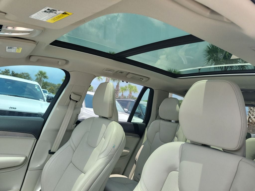 2024 Volvo XC90 Recharge Plug-In Hybrid Ultimate