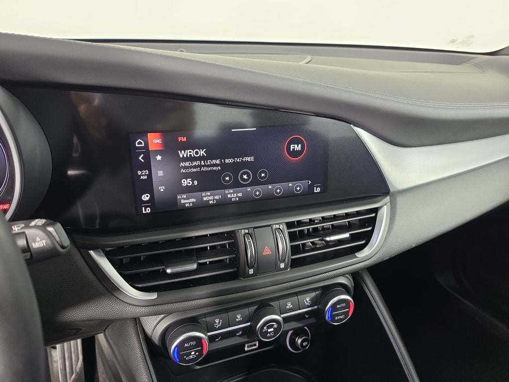 2024 Alfa Romeo Giulia Ti